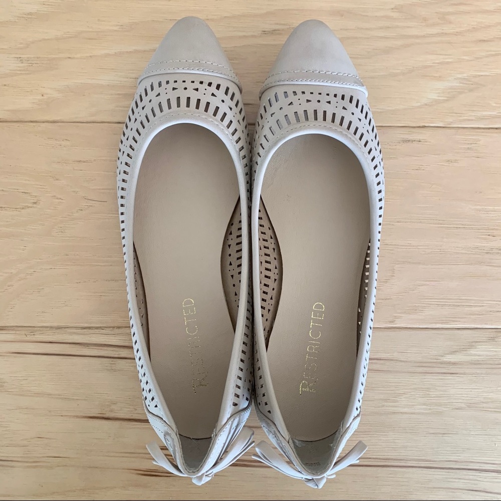 Beige Flat - image 1